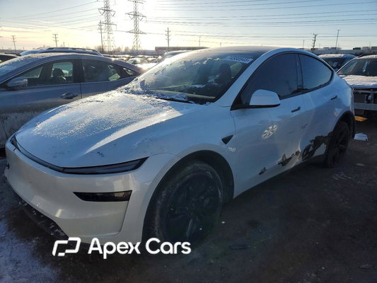 Tesla Model Y 2026 - Image 1 of 13
