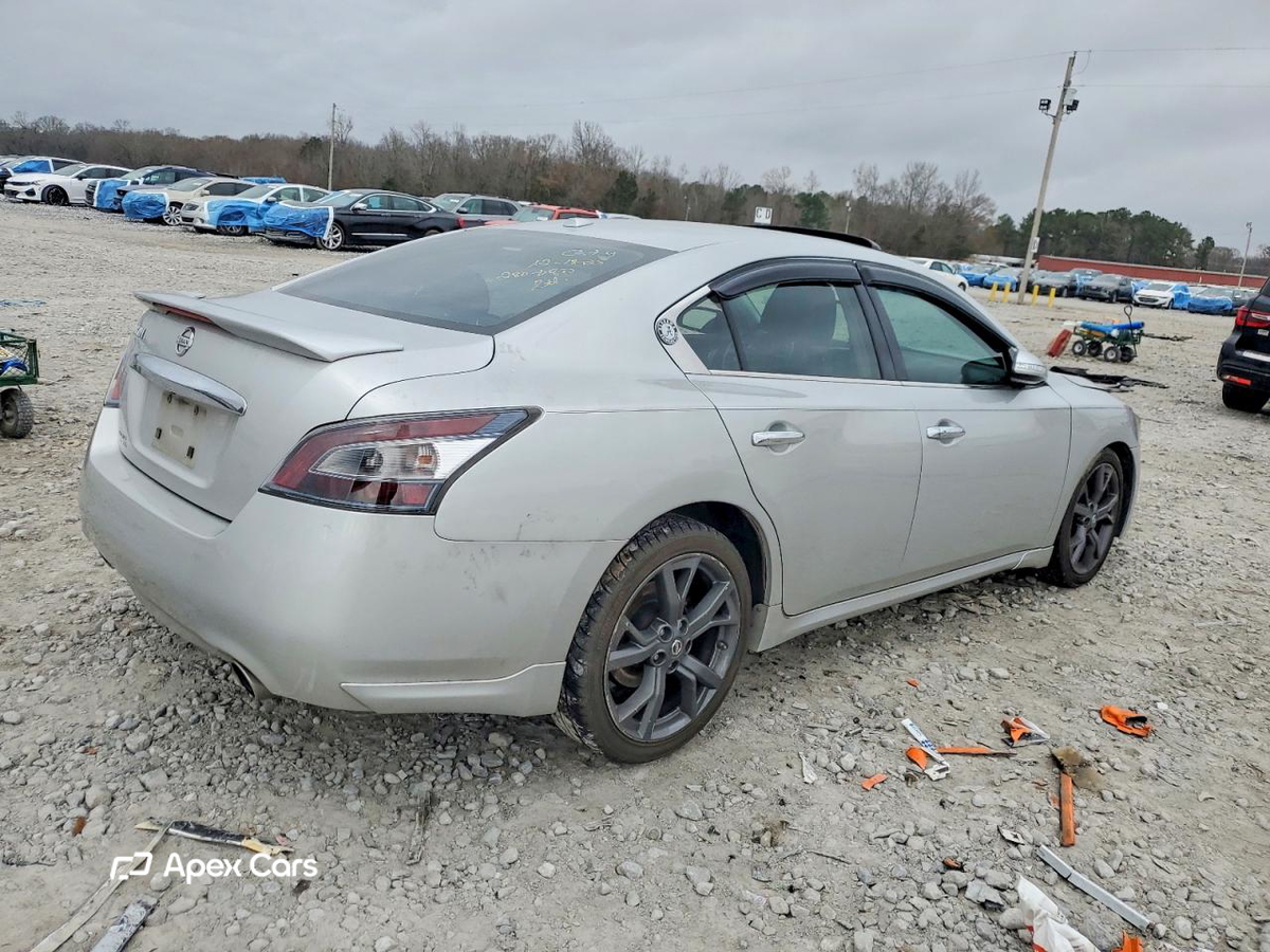 Nissan Maxima 2013