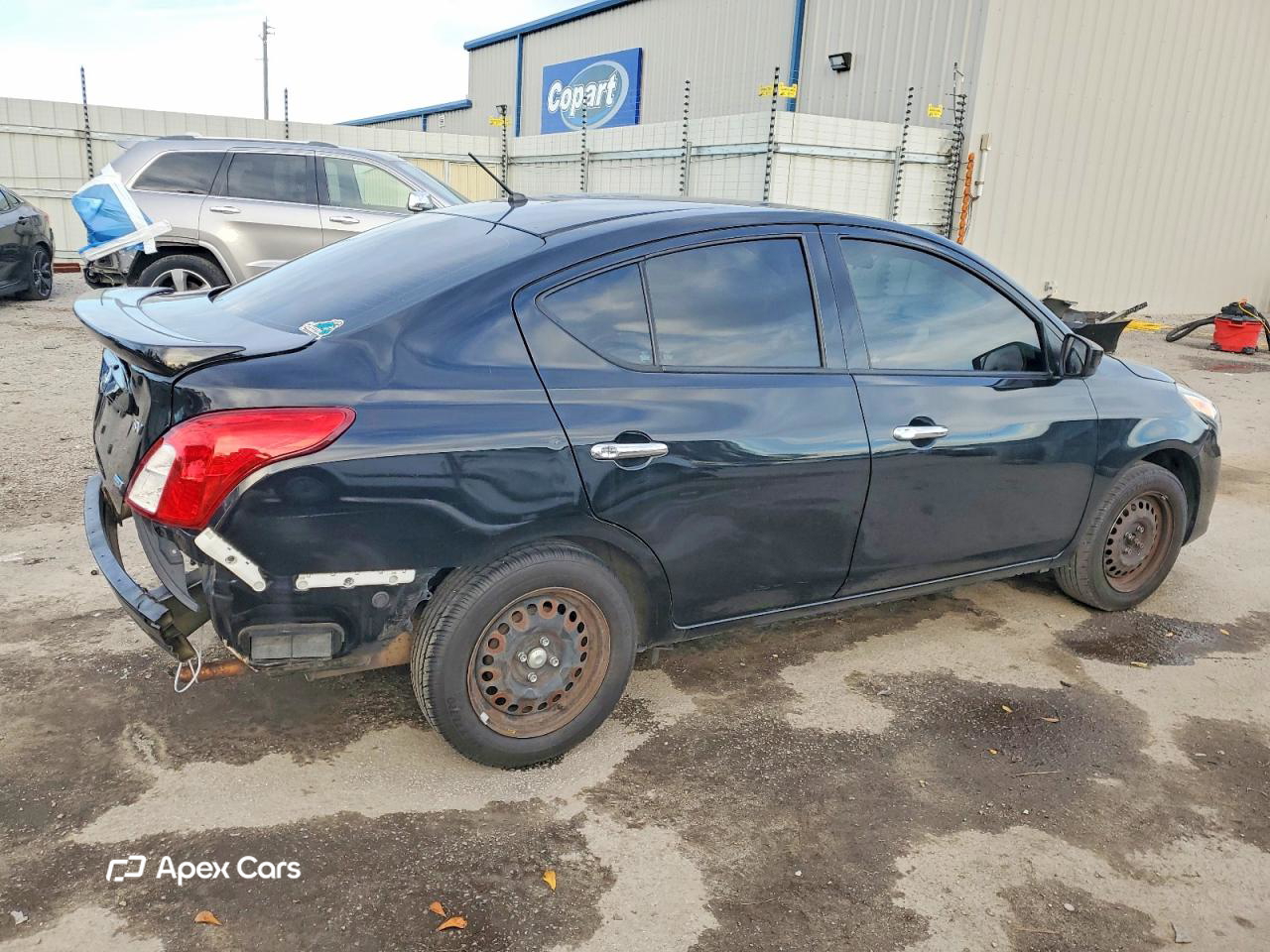 Nissan Versa 2016