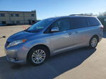 Toyota Sienna 2015