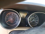 Hyundai Elantra 2012