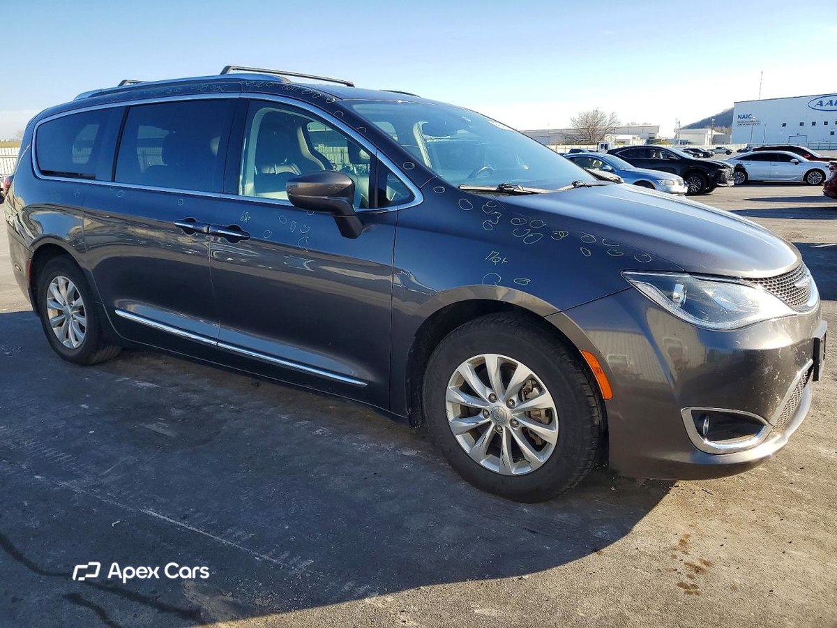 Chrysler Pacifica 2018