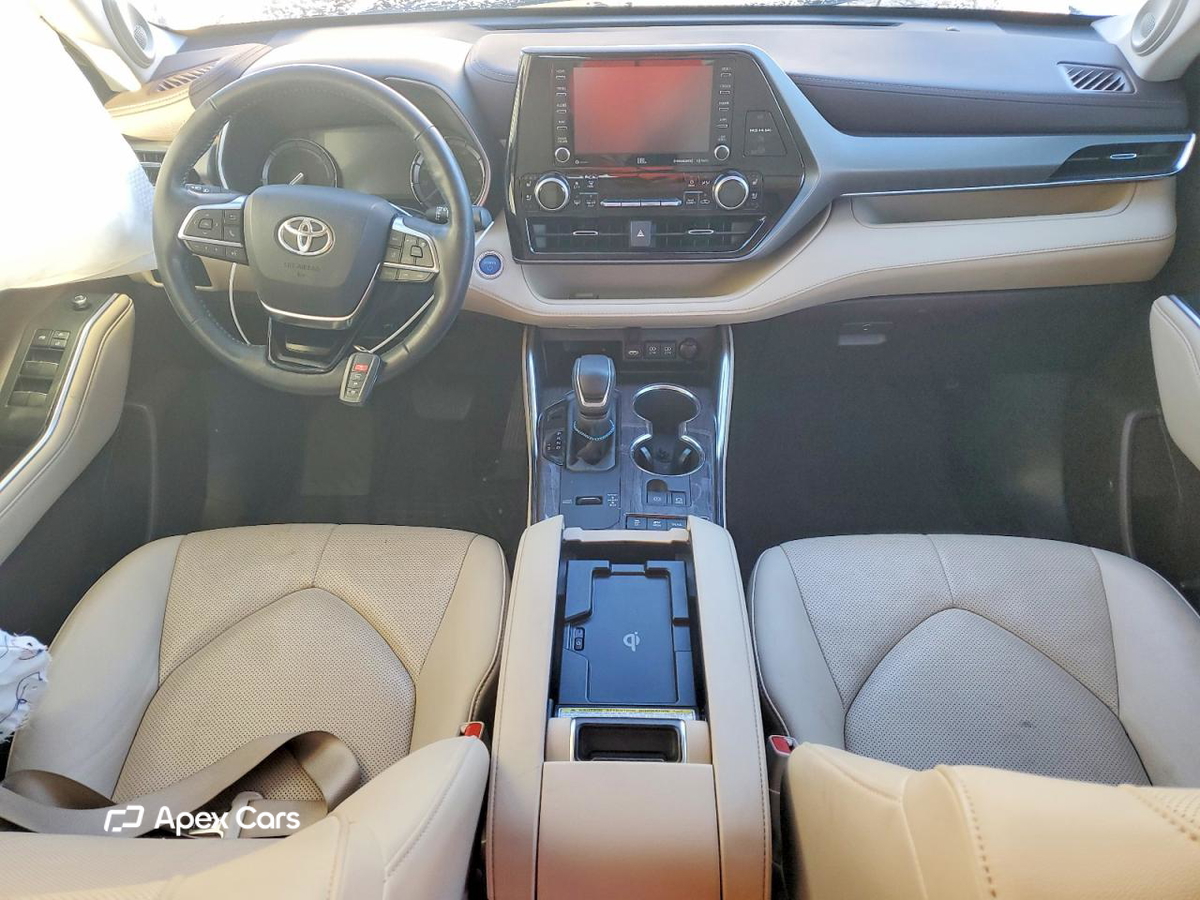 Toyota Highlander 2021