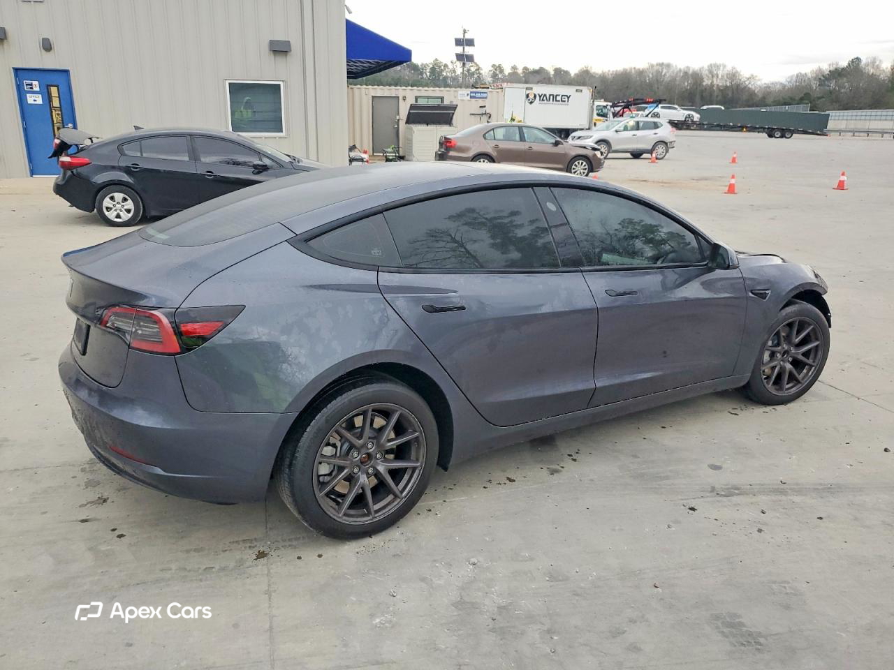 Tesla Model 3 2023