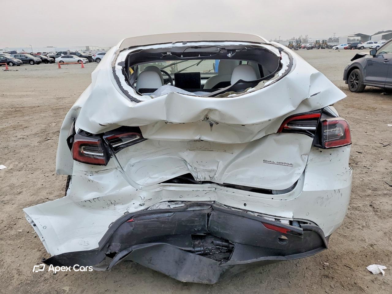 Tesla Model Y 2022