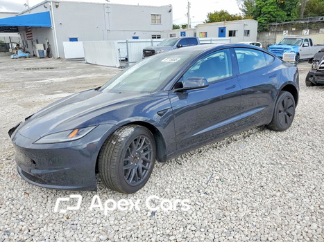 Tesla Model 3 2025 - Zdjęcie 1 z 14