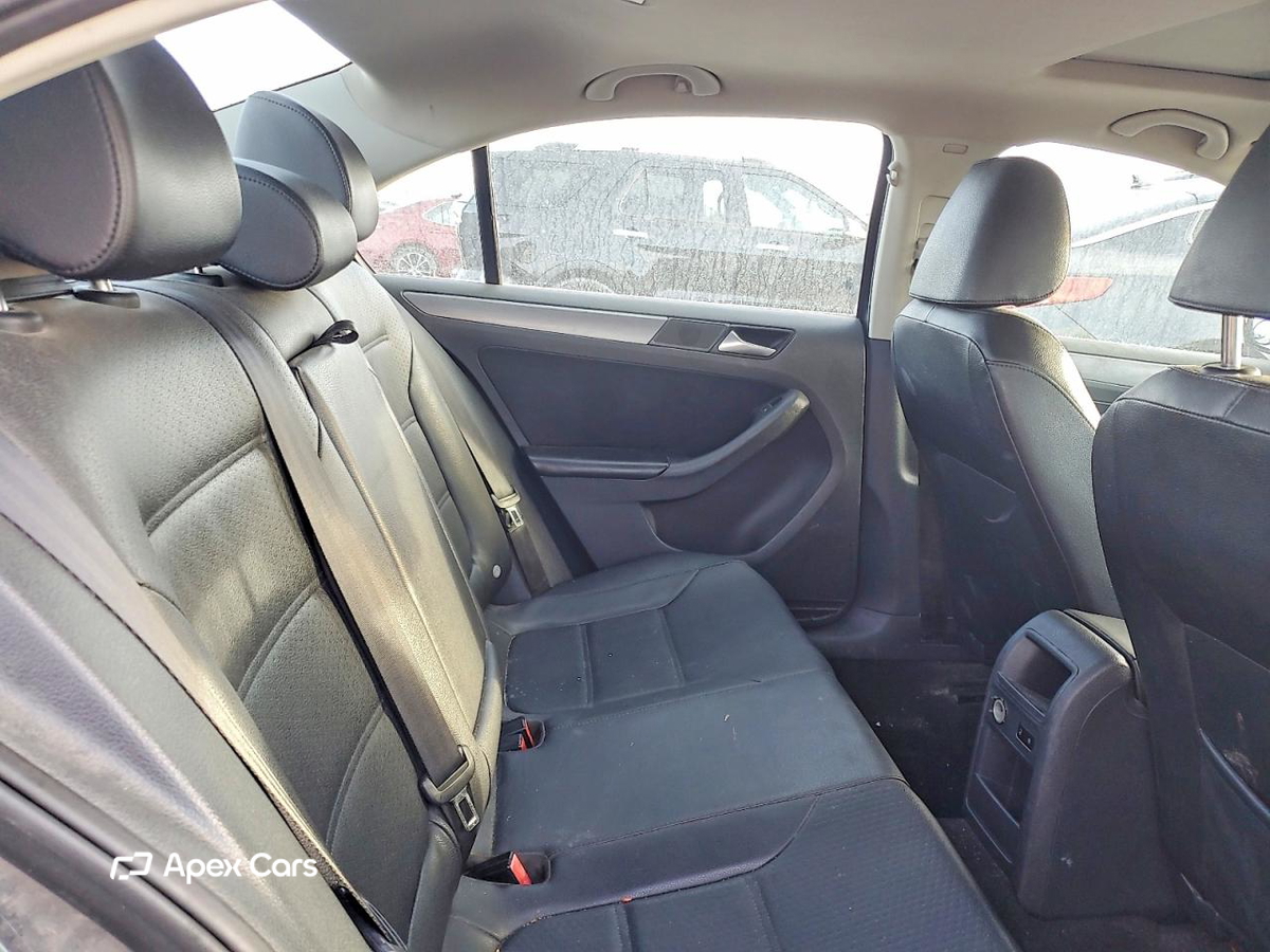 Volkswagen Jetta 2014