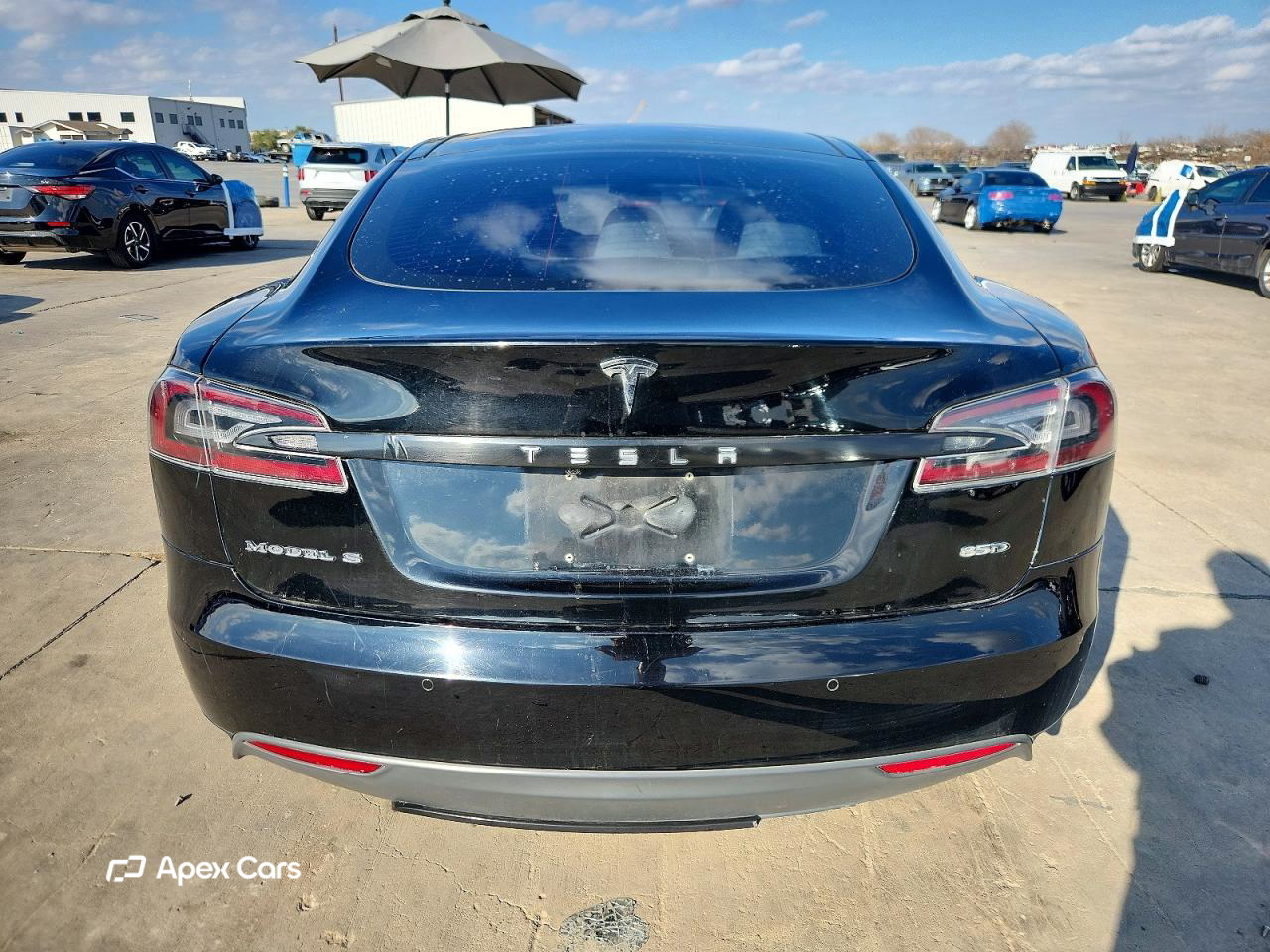 Tesla Model S 2015