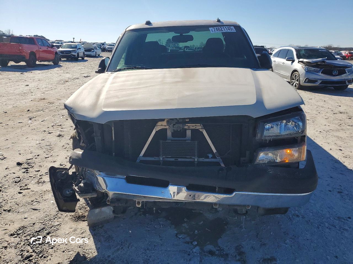 Chevrolet Silverado 2004