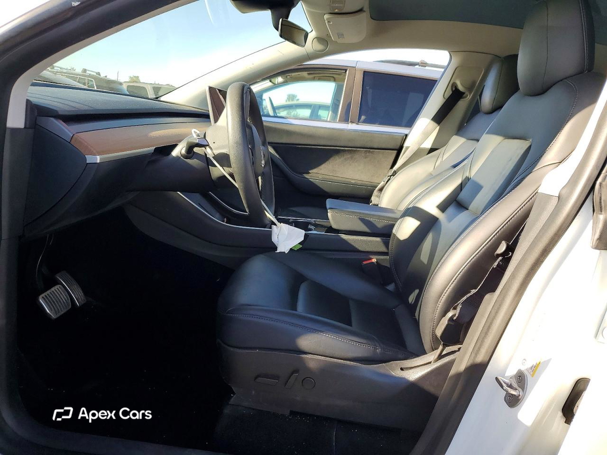 Tesla Model Y 2020