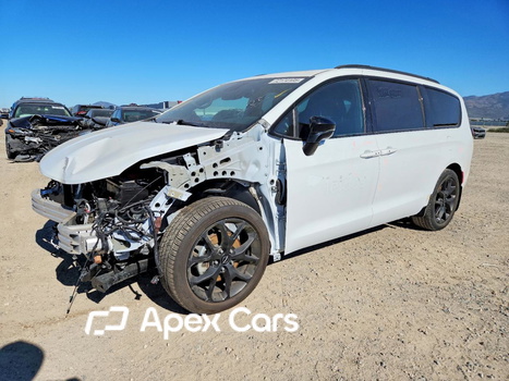 Chrysler Pacifica 2023 - Image 1 of 13