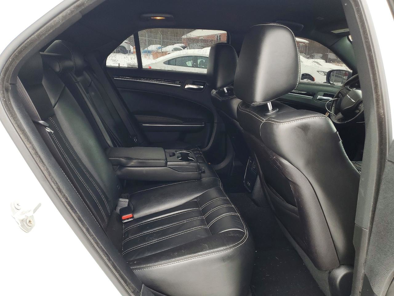 Chrysler 300 2019