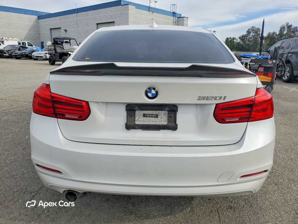 BMW Series 3 2017