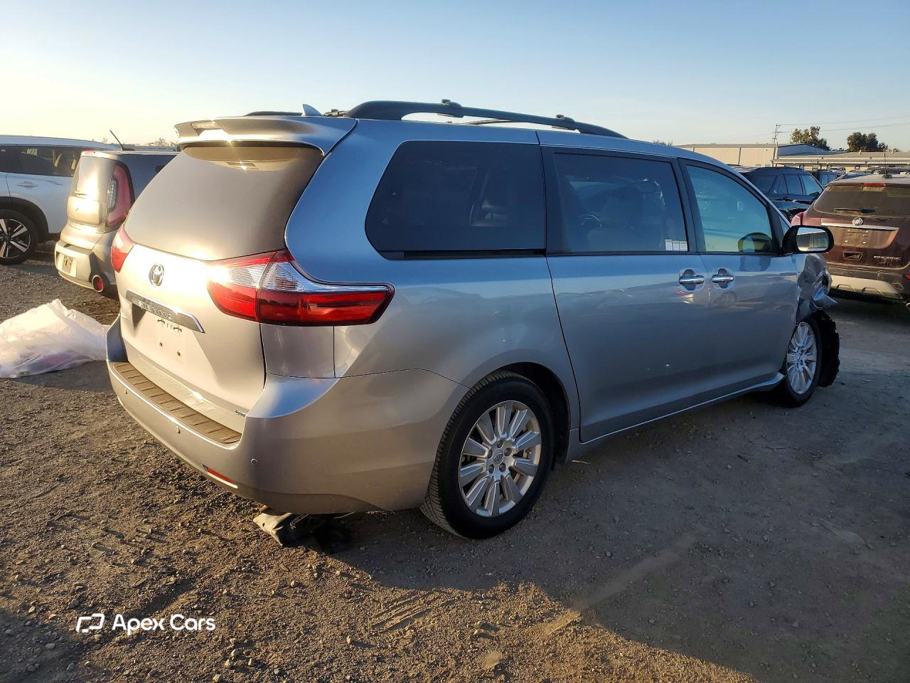 Toyota Sienna 2017
