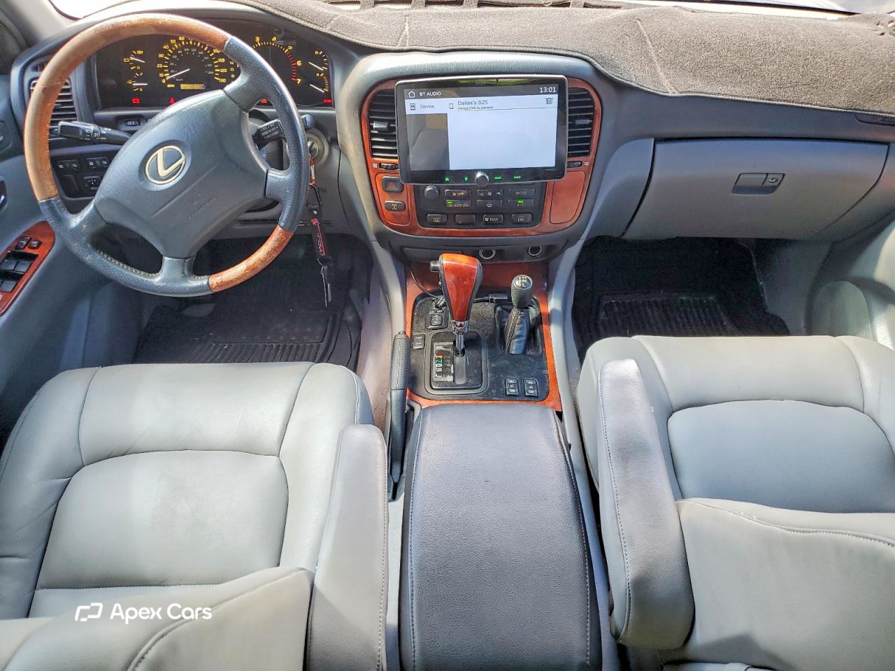 Lexus LX 2001