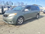 Toyota Sienna 2011