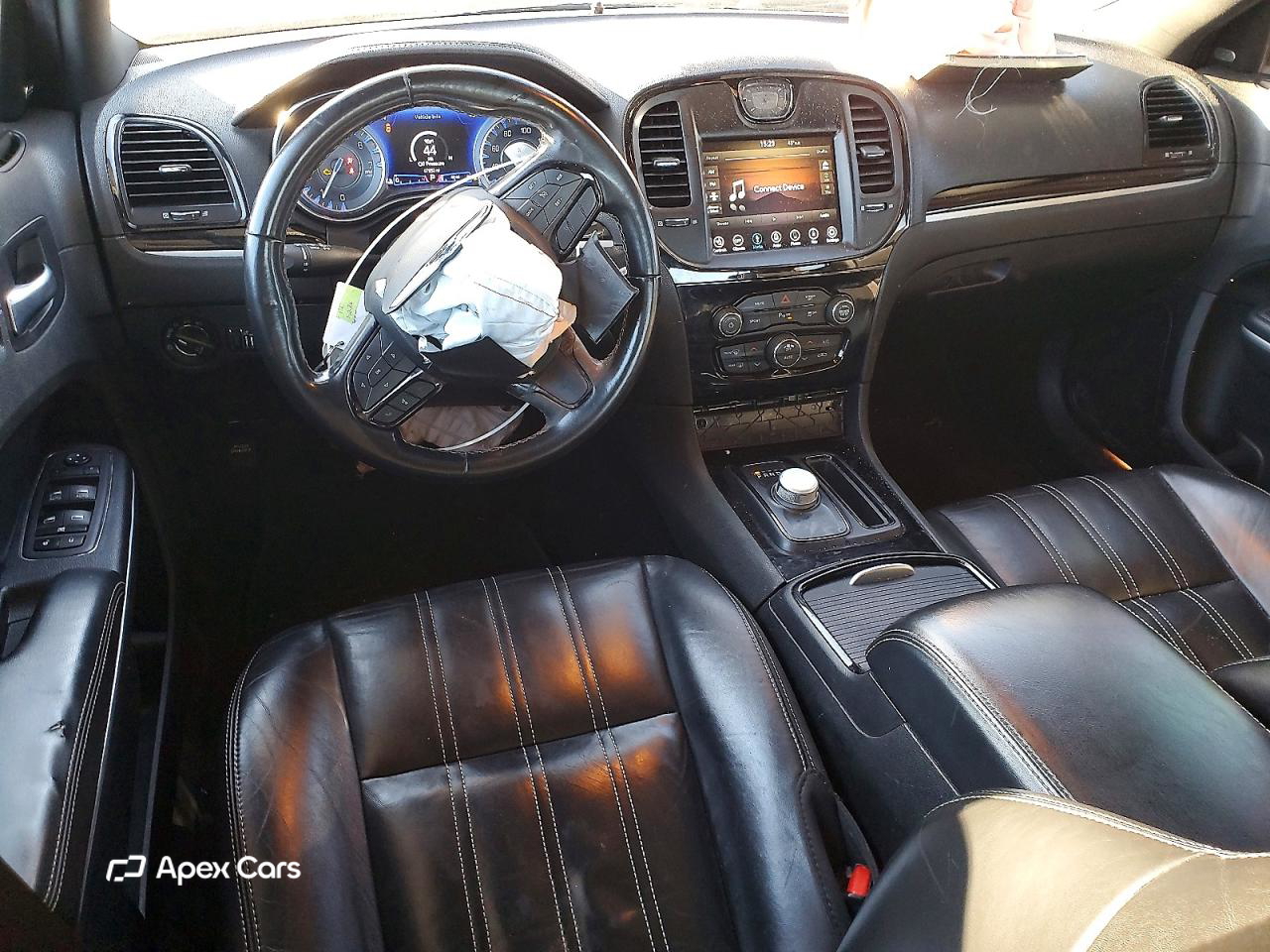 Chrysler 300 2021