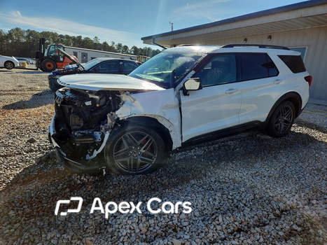 Ford Explorer 2025 - Image 1 of 14