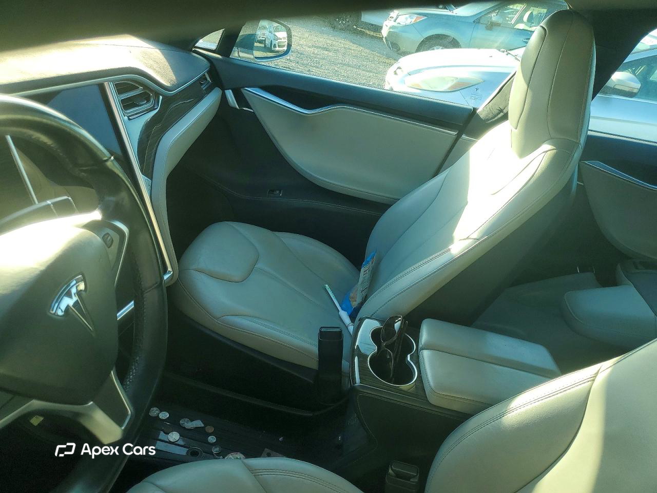 Tesla Model S 2015