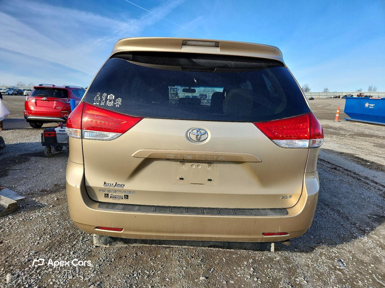Toyota Sienna 2011