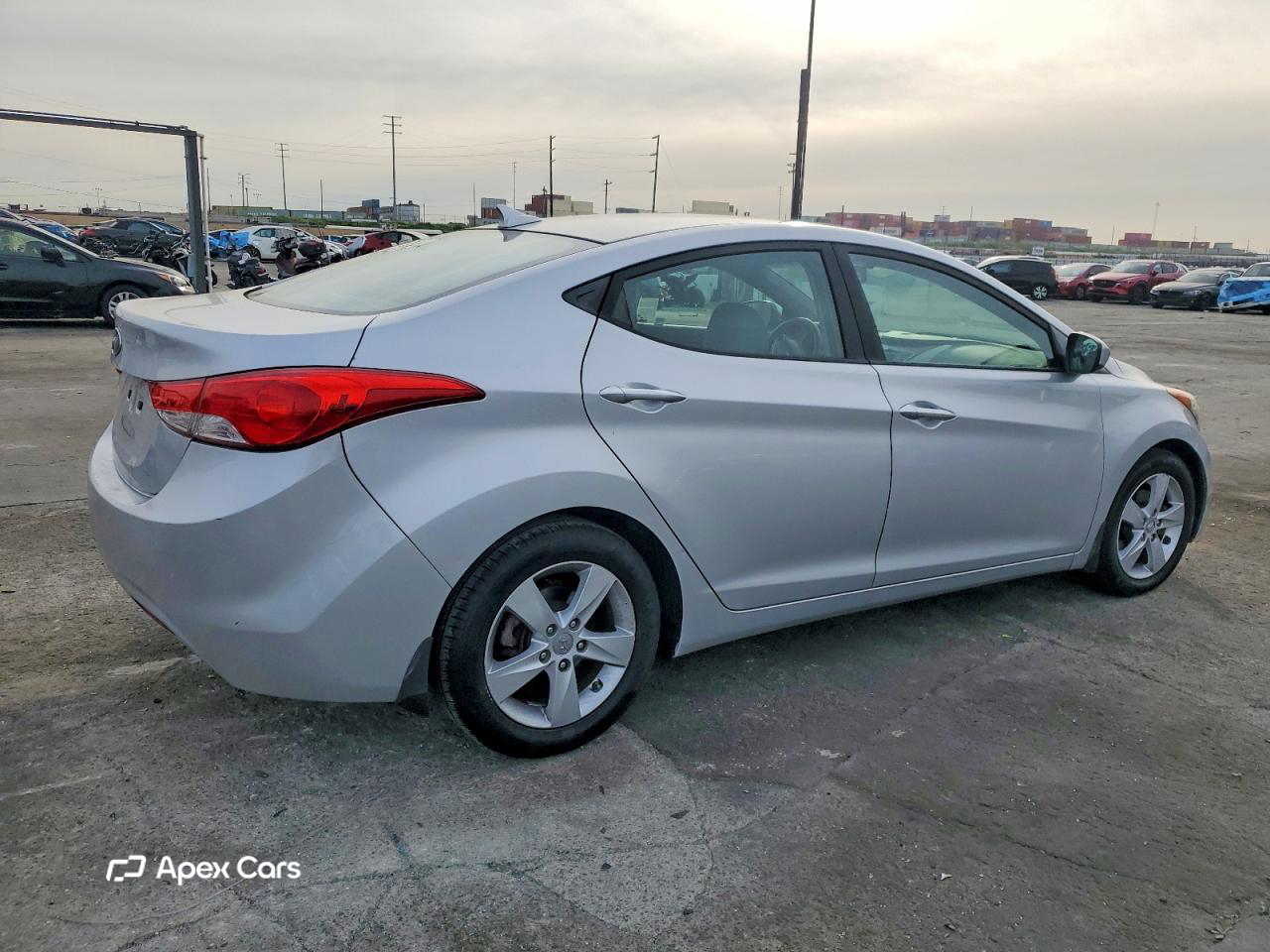 Hyundai Elantra 2013