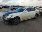 Infiniti M 2013