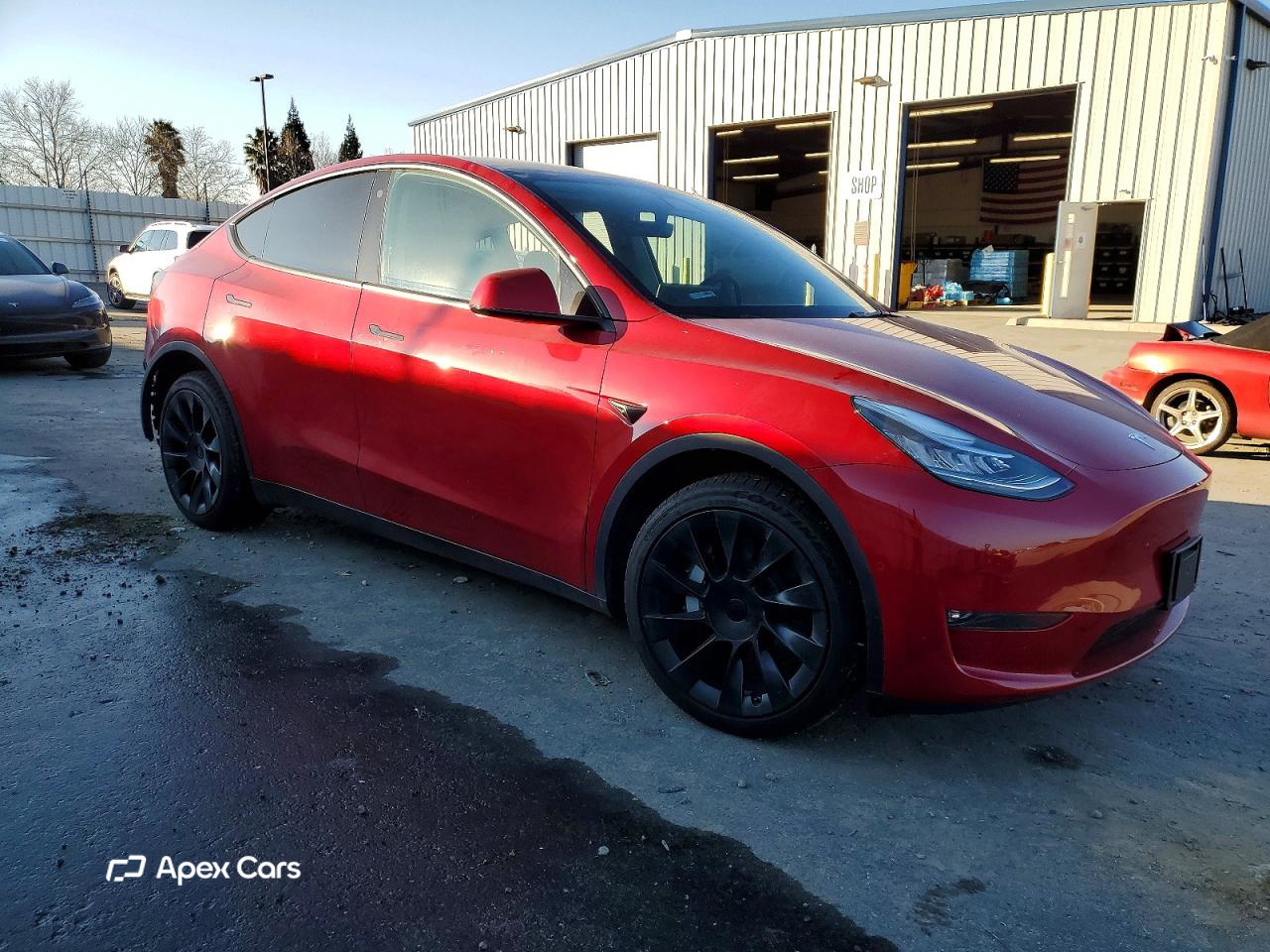 Tesla Model Y 2021