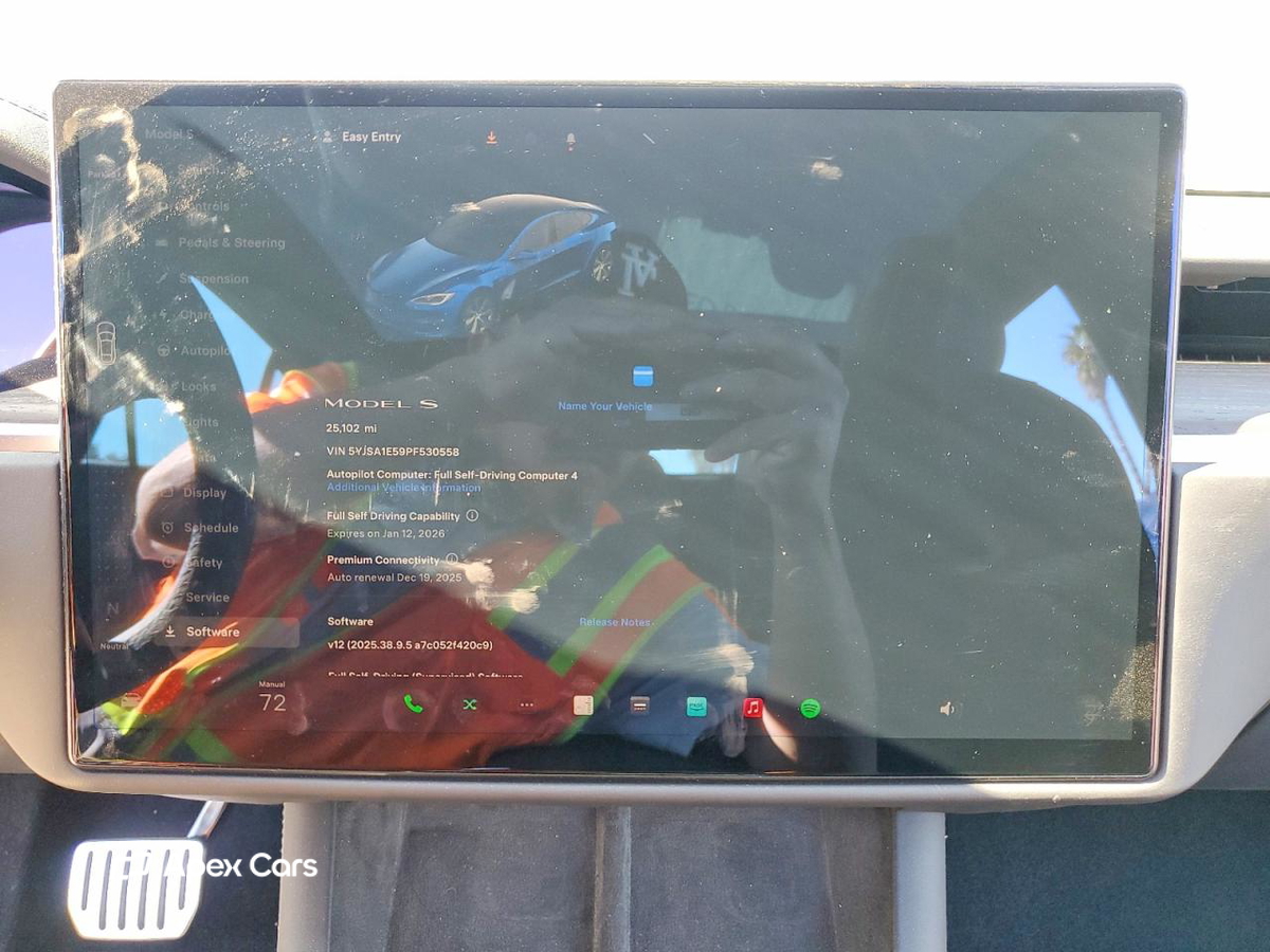 Tesla Model S 2023