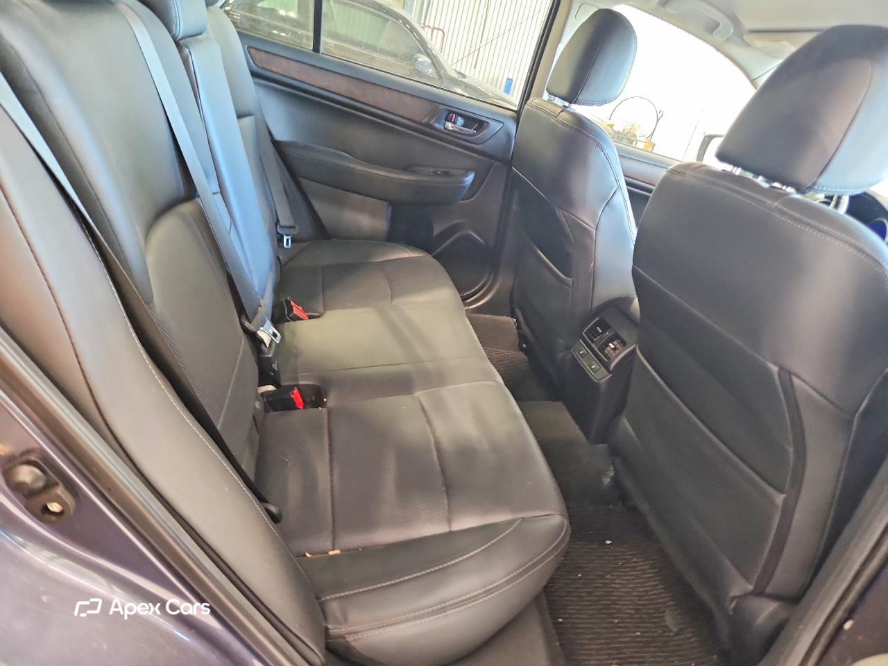 Subaru Outback 2016