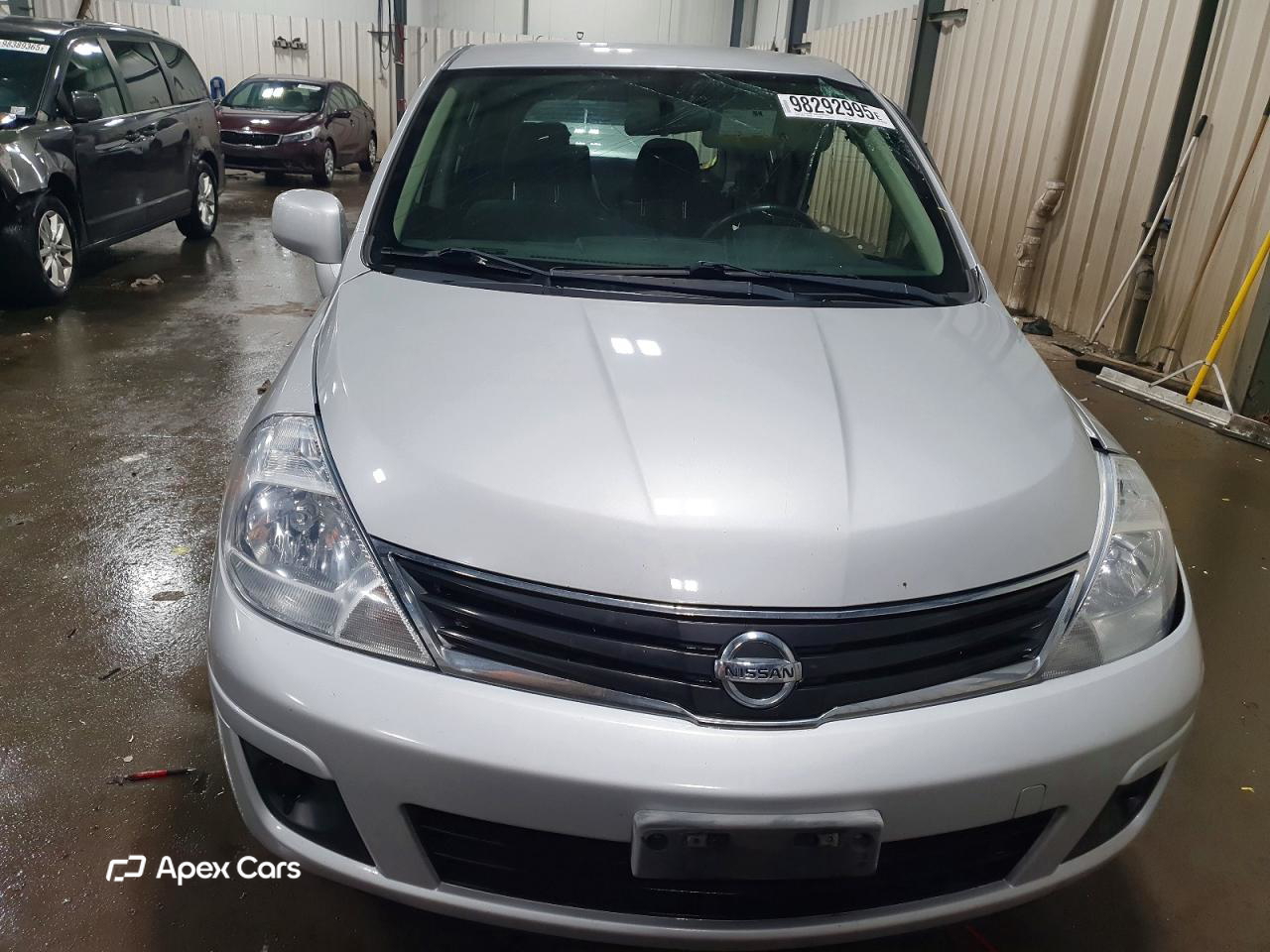 Nissan Versa 2012
