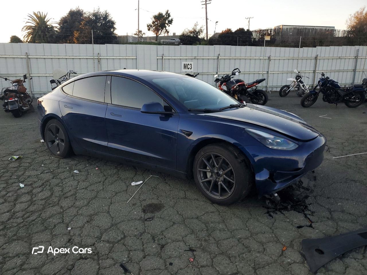 Tesla Model 3 2023