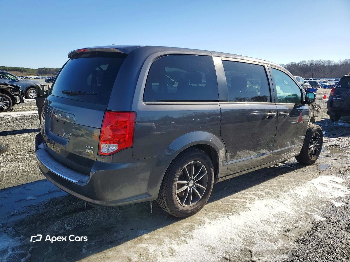 Dodge Caravan 2019