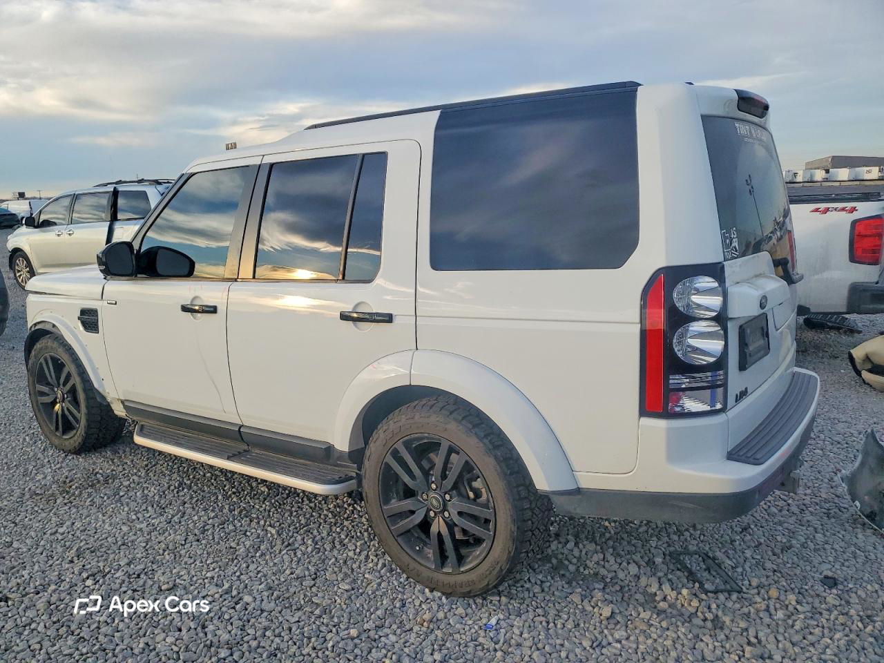 Land Rover LR4 2016