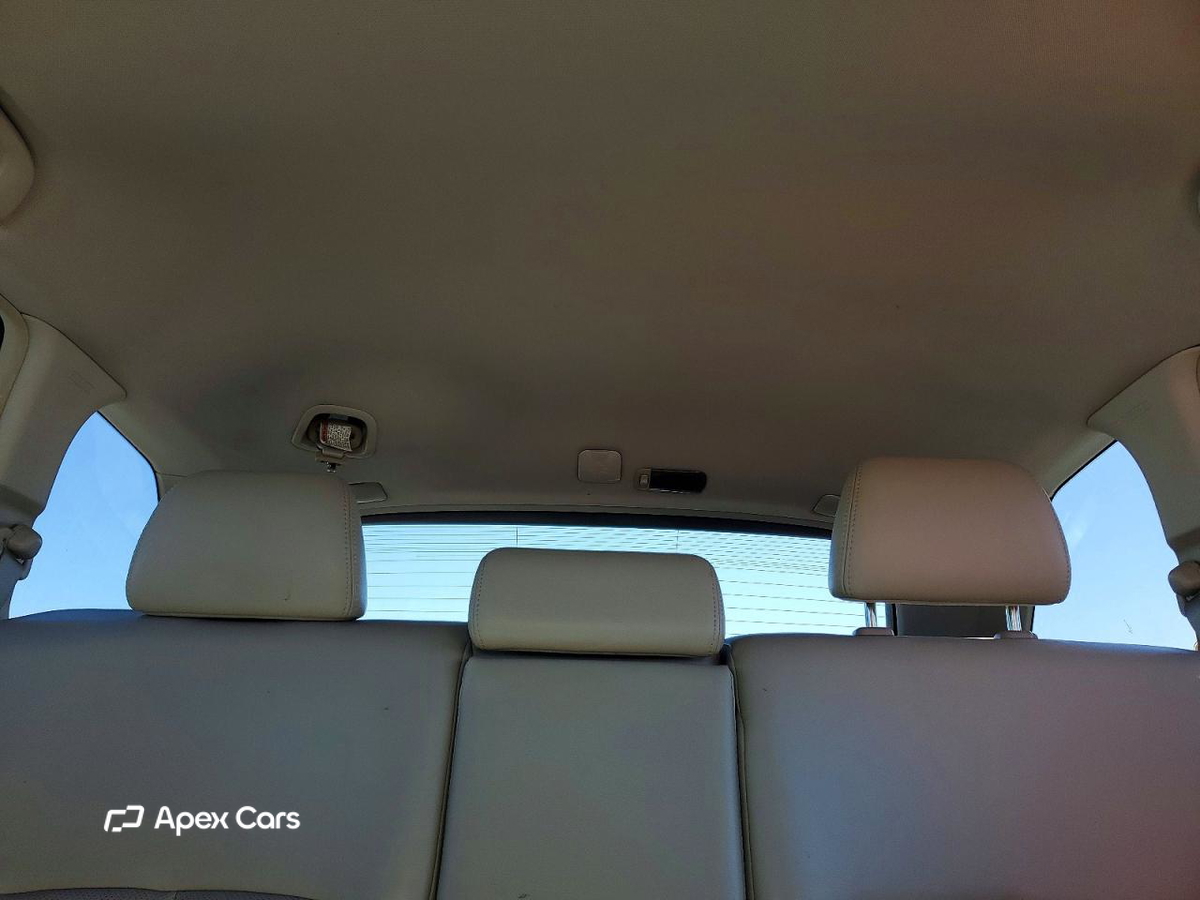 Subaru Outback 2011