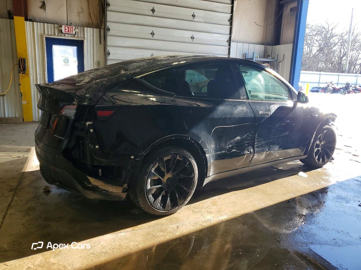 Tesla Model Y 2022