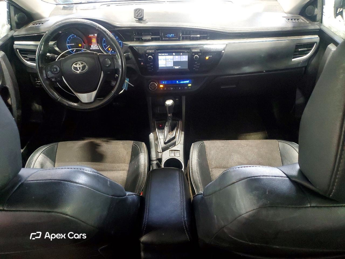 Toyota Corolla 2015