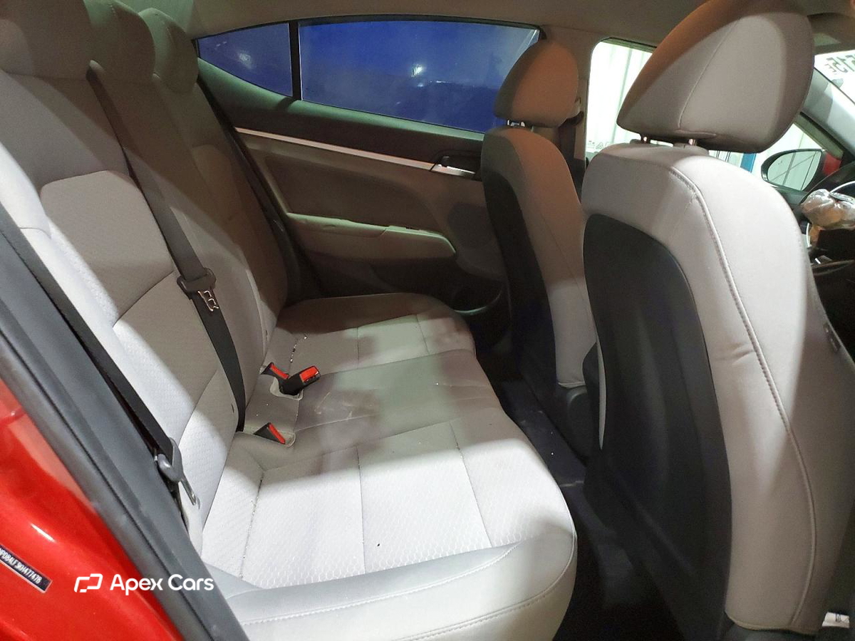 Hyundai Elantra 2019
