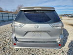 Toyota Sienna 2015