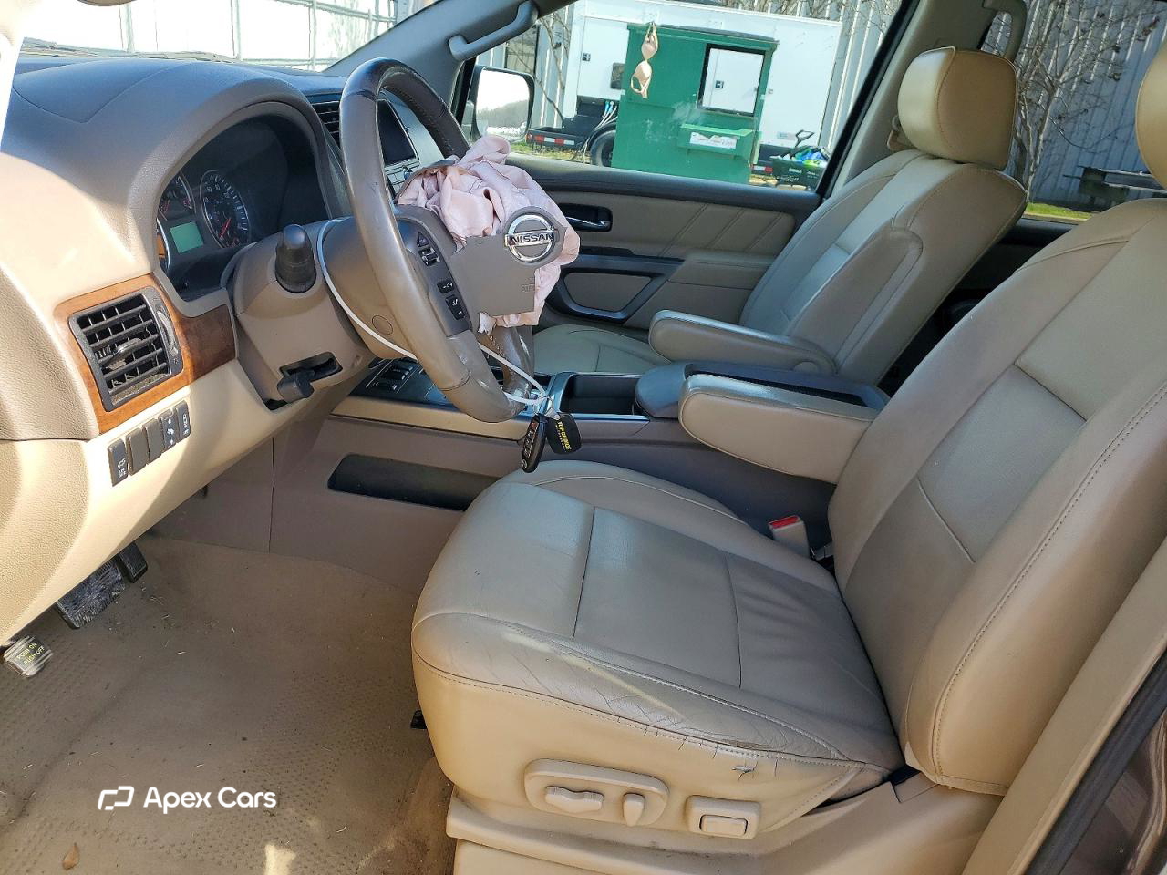 Nissan Armada 2015