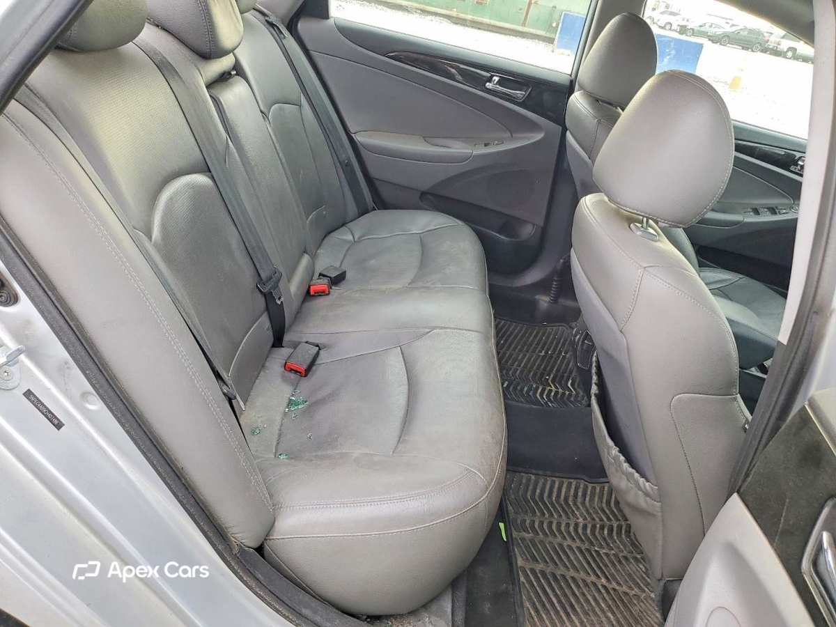 Hyundai Sonata 2012