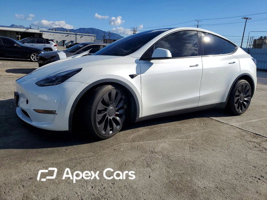 Tesla Model Y 2023 - Zdjęcie 1 z 13