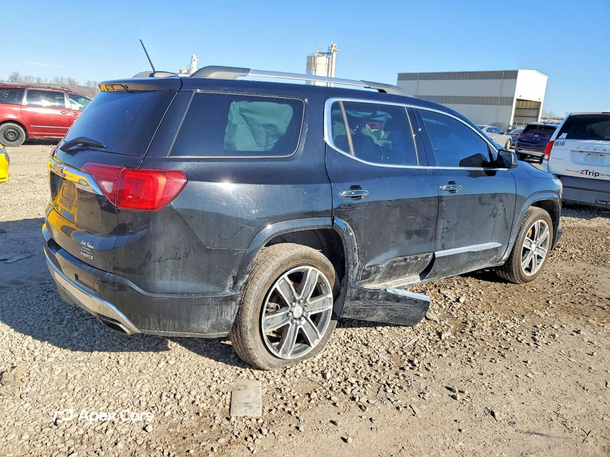 GMC Acadia 2017