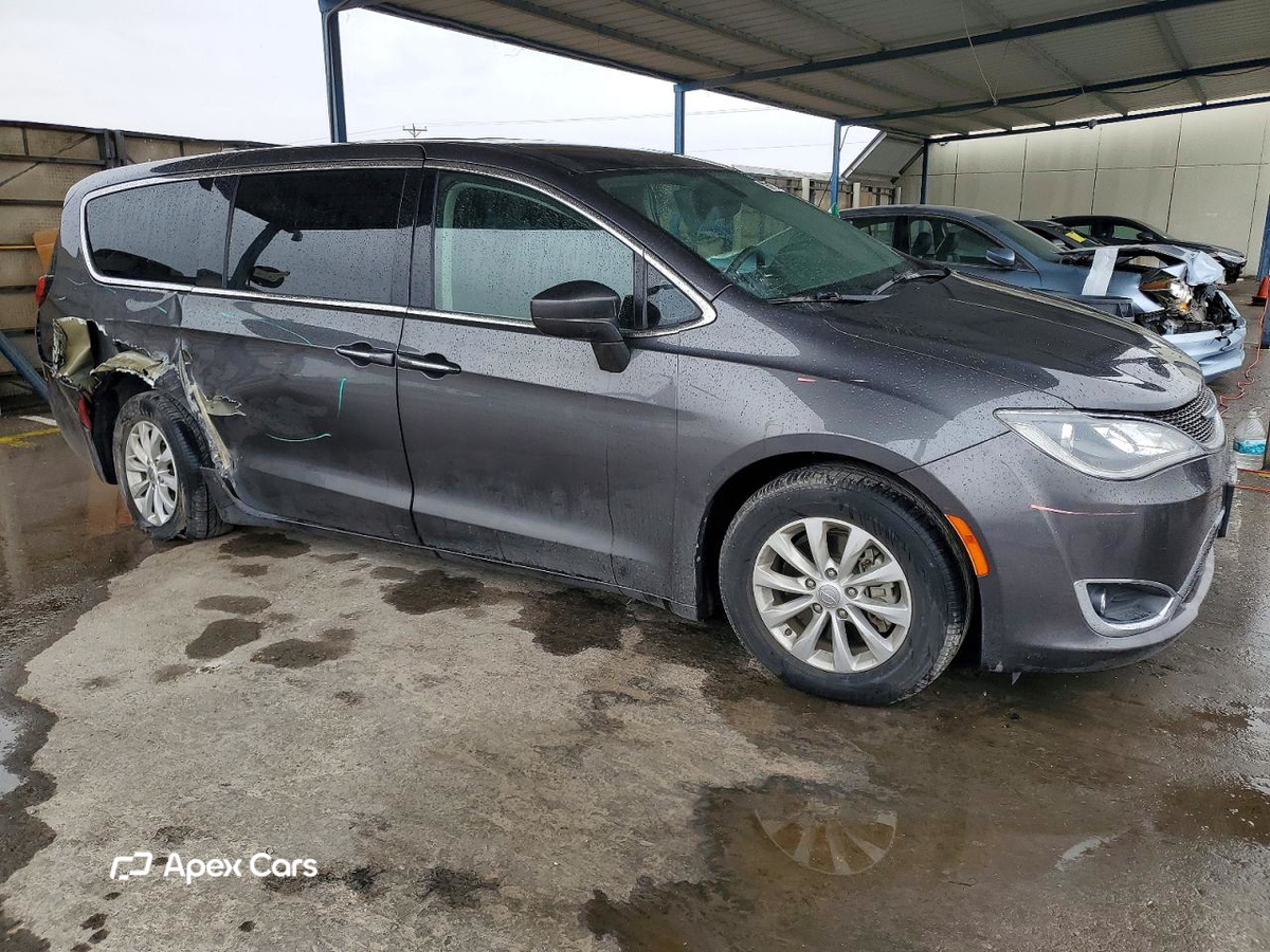 Chrysler Pacifica 2018