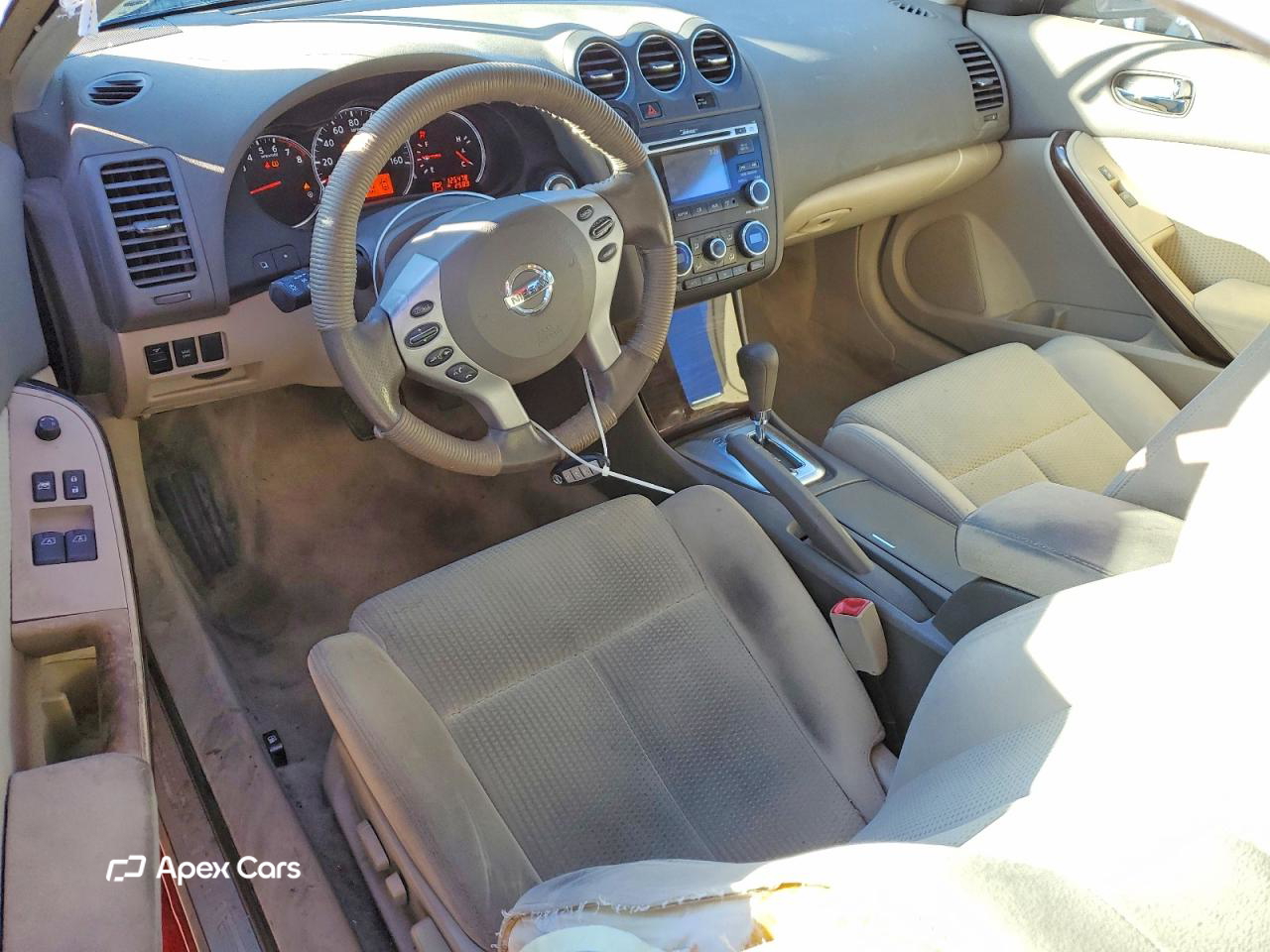 Nissan Altima 2010