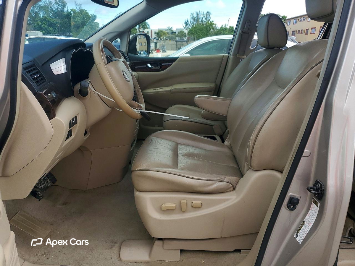 Nissan Quest 2012