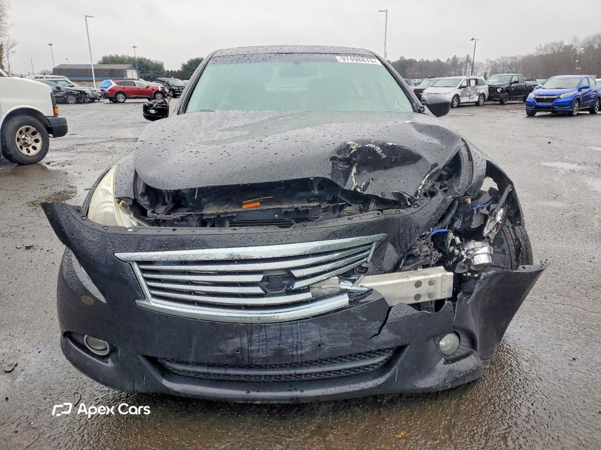 Infiniti G 2012