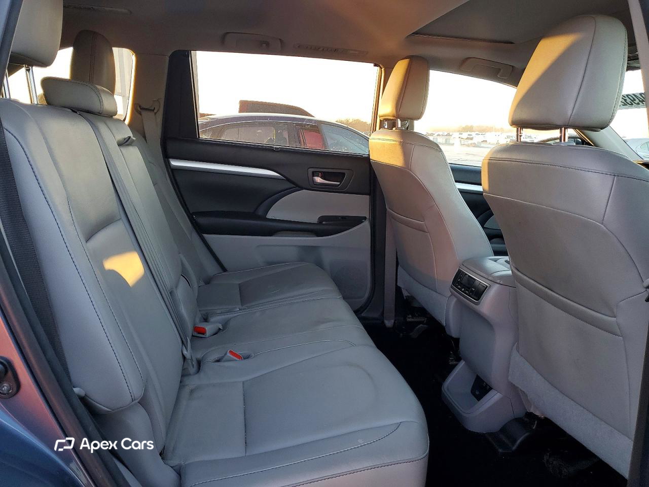 Toyota Highlander 2018