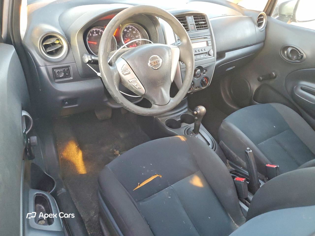 Nissan Versa 2016