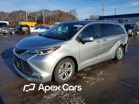 Toyota Sienna 2023 - Image 1 of 15