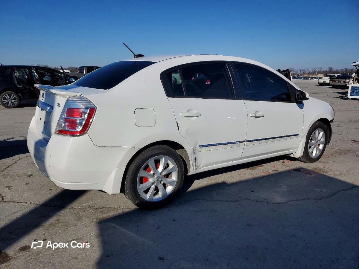Nissan Sentra 2011